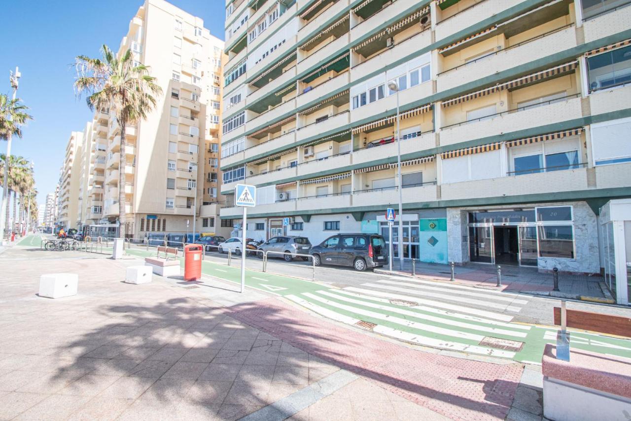 Apartamento El Descanso De Julia Augusta - Cádiz Exterior photo